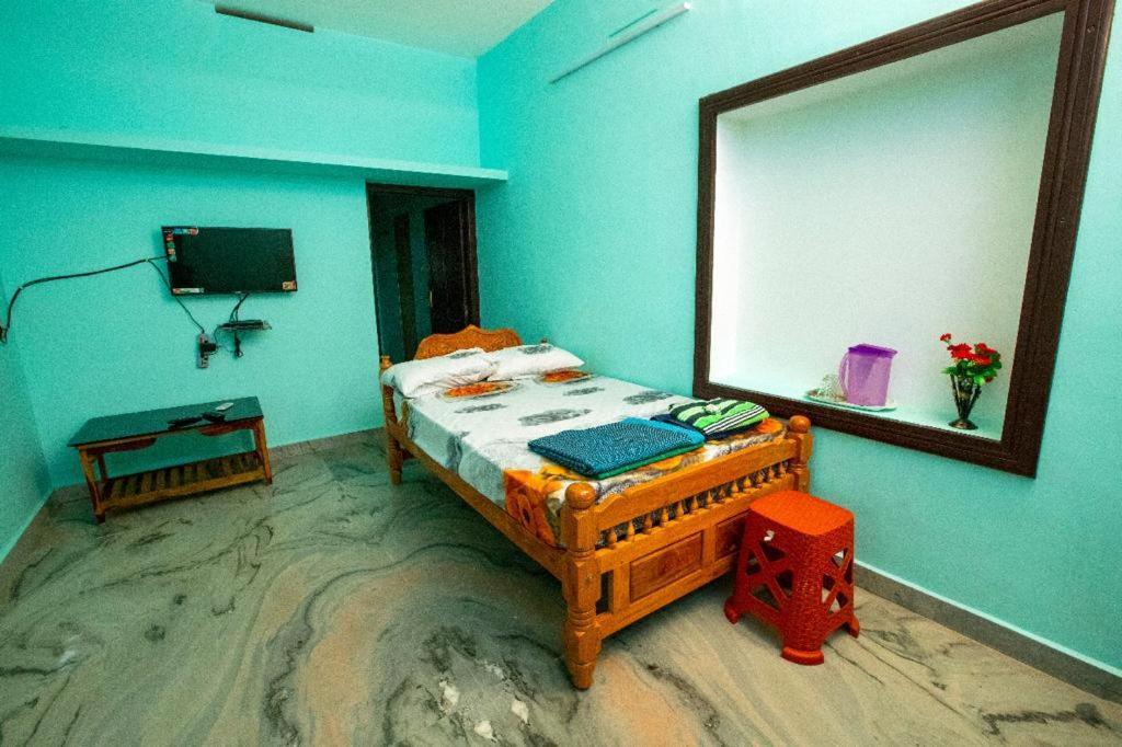 Phoenix Holiday Home Kanyakumari Exteriör bild
