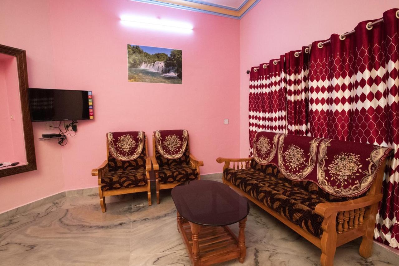 Phoenix Holiday Home Kanyakumari Exteriör bild
